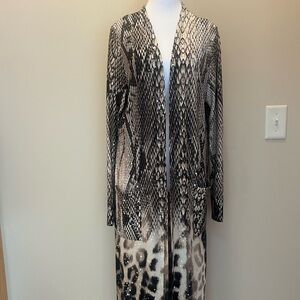 Frank Lyman Design Black and Cream Animal Print Cardigan. Amazing Condition.